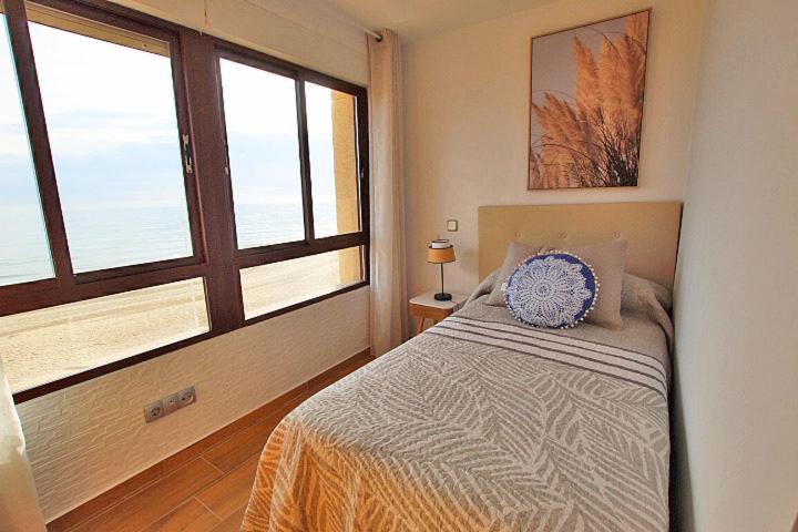 Apartamento Europa Primera Linea De Playa Guardamar Apartment Guardamar del Segura Bagian luar foto